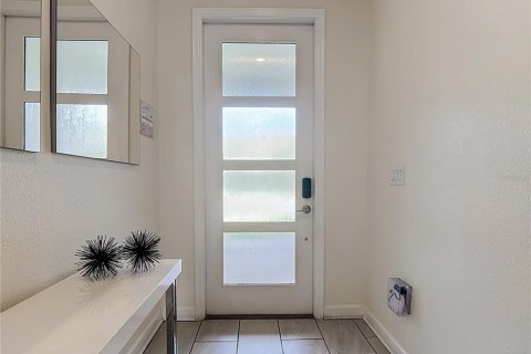 Villa ou maison à vendre à Kissimmee, Floride: 5 chambres, 305.83 m2 № 2342162 - photo 6
