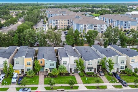 Villa ou maison à vendre à Kissimmee, Floride: 5 chambres, 305.83 m2 № 2342162 - photo 30