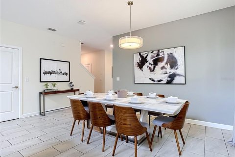 Villa ou maison à vendre à Kissimmee, Floride: 5 chambres, 305.83 m2 № 2342162 - photo 8