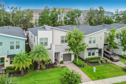 Villa ou maison à vendre à Kissimmee, Floride: 5 chambres, 305.83 m2 № 2342162 - photo 3