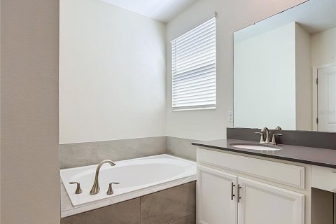 Villa ou maison à vendre à Kissimmee, Floride: 5 chambres, 305.83 m2 № 2342162 - photo 26