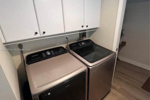 Copropriété à louer à Pompano Beach, Floride: 3 chambres, 150.5 m2 № 2085784 - photo 13