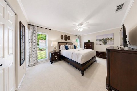 House in Valrico, Florida 3 bedrooms, 157.93 sq.m. № 2196518 - photo 16