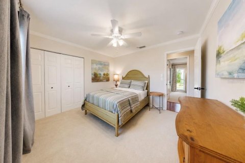 House in Valrico, Florida 3 bedrooms, 157.93 sq.m. № 2196518 - photo 20