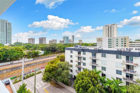Copropriété à louer à Miami, Floride: 2 chambres, 89.37 m2 № 1956636 - photo 20