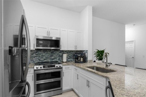 Купить виллу или дом в Уэстон, Флорида 3 спальни, 149.48м2, № 2024089 - фото 15