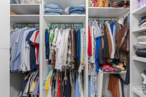 Купить виллу или дом в Уэстон, Флорида 3 спальни, 149.48м2, № 2024089 - фото 23