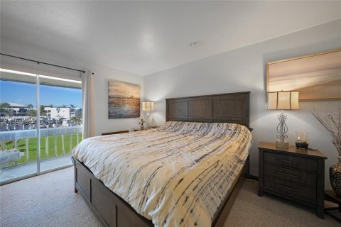 Condo in Punta Gorda, Florida, 2 bedrooms  № 1583996 - photo 18