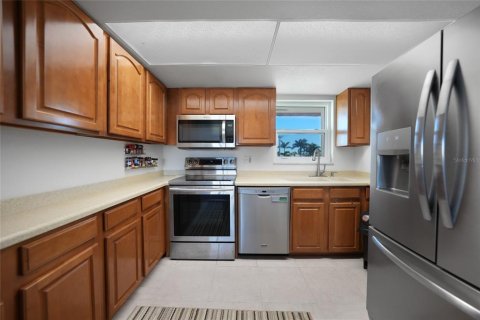Condo in Punta Gorda, Florida, 2 bedrooms  № 1583996 - photo 14