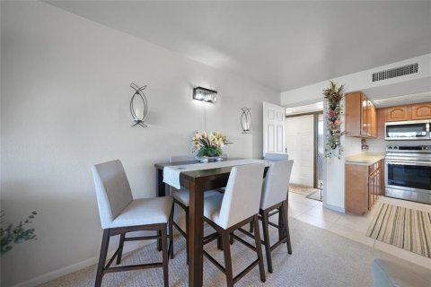 Condo in Punta Gorda, Florida, 2 bedrooms  № 1583996 - photo 13