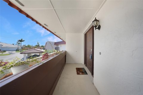Condo in Punta Gorda, Florida, 2 bedrooms  № 1583996 - photo 6