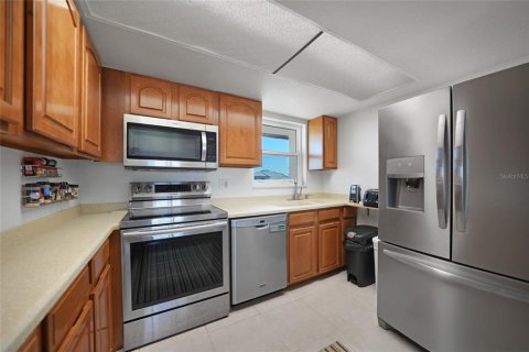Condo in Punta Gorda, Florida, 2 bedrooms  № 1583996 - photo 16