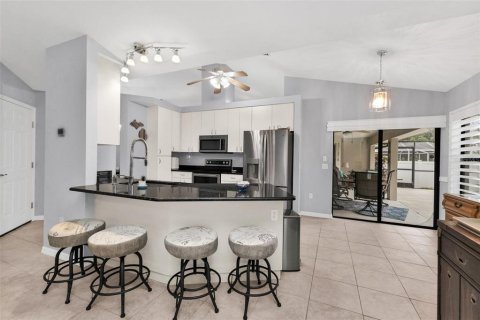 House in Port Charlotte, Florida 4 bedrooms, 190.64 sq.m. № 2403586 - photo 17