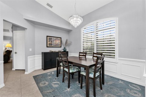 House in Port Charlotte, Florida 4 bedrooms, 190.64 sq.m. № 2403586 - photo 6