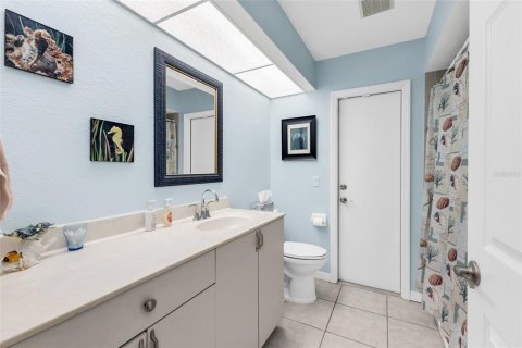 House in Port Charlotte, Florida 4 bedrooms, 190.64 sq.m. № 2403586 - photo 28