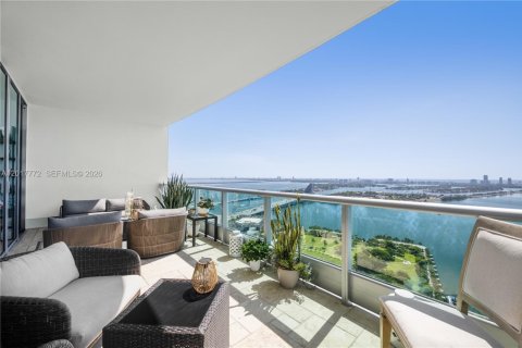 Studio in the Condo in Miami, Florida  № 2087268