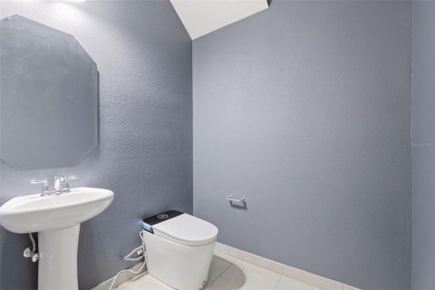 Townhouse in Orlando, Florida 3 bedrooms, 160.26 sq.m. № 2197653 - photo 10