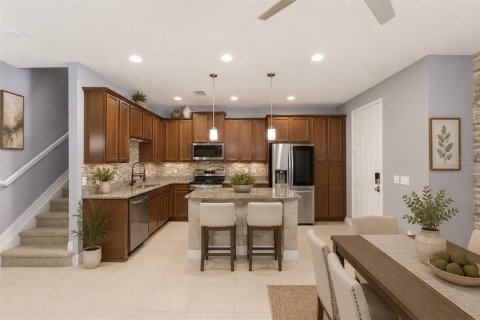 Townhouse in Orlando, Florida 3 bedrooms, 160.26 sq.m. № 2197653 - photo 5