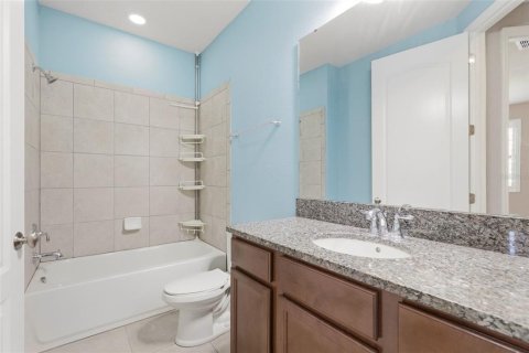 Townhouse in Orlando, Florida 3 bedrooms, 160.26 sq.m. № 2197653 - photo 21