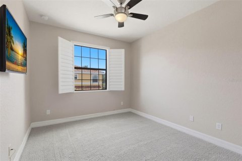 Townhouse in Orlando, Florida 3 bedrooms, 160.26 sq.m. № 2197653 - photo 22