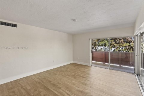 Condominio en venta en Coral Gables, Florida, 2 dormitorios, 109.62 m2 № 2029067 - foto 16