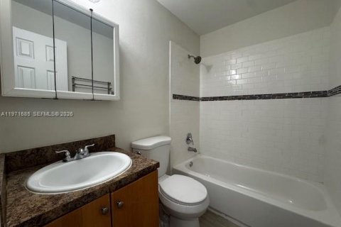 Appartement à louer à Hialeah, Floride: 2 chambres, 78.97 m2 № 2040789 - photo 15