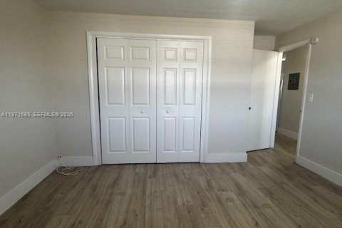 Appartement à louer à Hialeah, Floride: 2 chambres, 78.97 m2 № 2040789 - photo 12