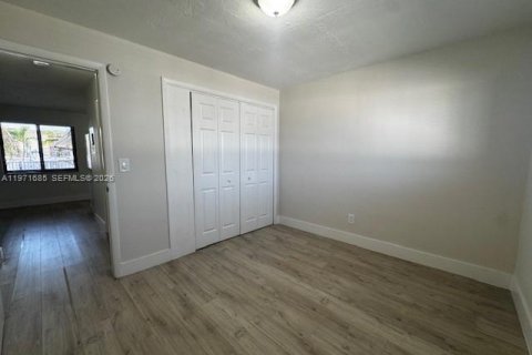 Appartement à louer à Hialeah, Floride: 2 chambres, 78.97 m2 № 2040789 - photo 11