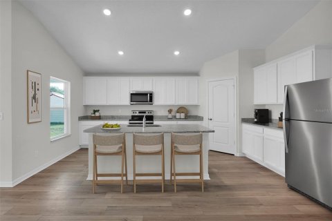 House in Ocala, Florida 5 bedrooms, 183.95 sq.m. № 2258209 - photo 4