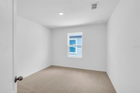 House in Ocala, Florida 5 bedrooms, 183.95 sq.m. № 2258209 - photo 15