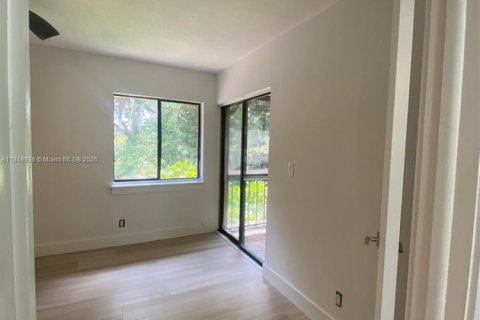 Condo in Plantation, Florida, 2 bedrooms  № 1852443 - photo 19