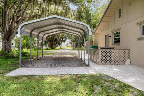 House in Port Charlotte, Florida 3 bedrooms, 122.91 sq.m. № 2410714 - photo 4