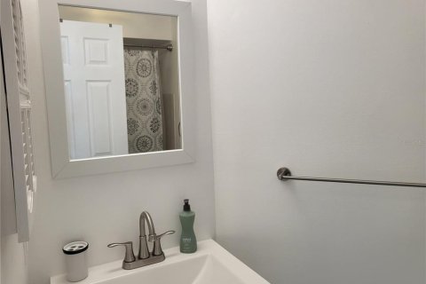 Villa ou maison à louer à Bradenton, Floride: 1 chambre, 64.38 m2 № 1337099 - photo 14