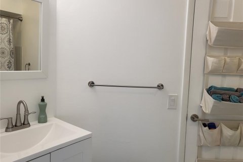 Villa ou maison à louer à Bradenton, Floride: 1 chambre, 64.38 m2 № 1337099 - photo 15