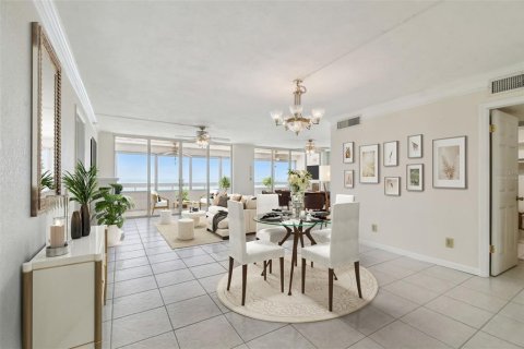 Condo in Redington Shores, Florida, 3 bedrooms  № 1877441 - photo 5