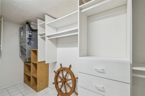 Condo in Redington Shores, Florida, 3 bedrooms  № 1877441 - photo 30