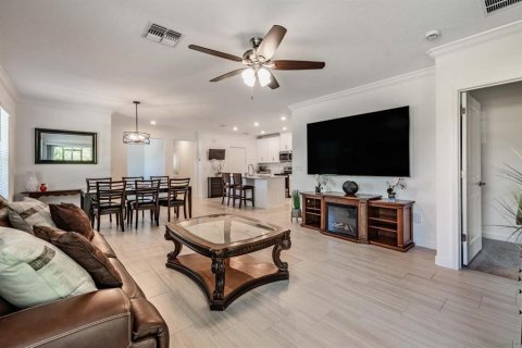 Villa ou maison à vendre à Land O' Lakes, Floride: 2 chambres, 150.04 m2 № 2151814 - photo 18
