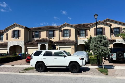 Townhouse in Homestead, Florida 3 bedrooms, 133.87 sq.m. № 2076114 - photo 4