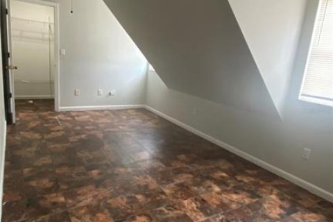 Appartement à louer à Riverview, Floride: 1 chambre, 74.32 m2 № 2095211 - photo 2