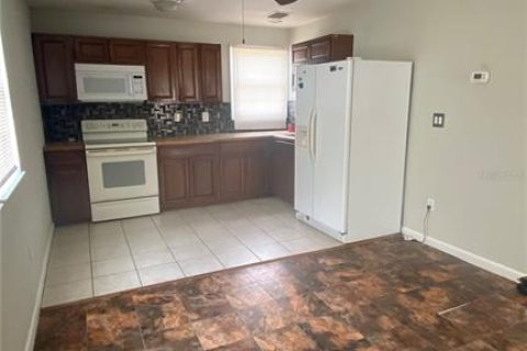 Appartement à louer à Riverview, Floride: 1 chambre, 74.32 m2 № 2095211 - photo 4