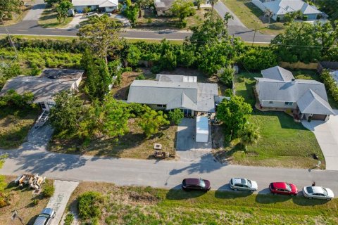 House in Venice, Florida 3 bedrooms, 105.17 sq.m. № 1759774 - photo 9