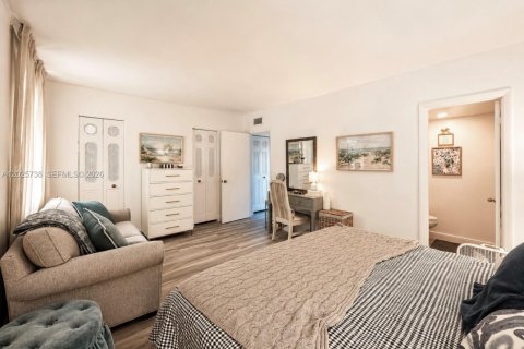 Condo in South Palm Beach, Florida, 1 bedroom  № 2088390 - photo 6