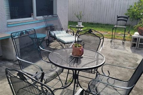 Casa en venta en Port Richey, Florida, 3 dormitorios, 145.11 m2 № 1917071 - foto 28
