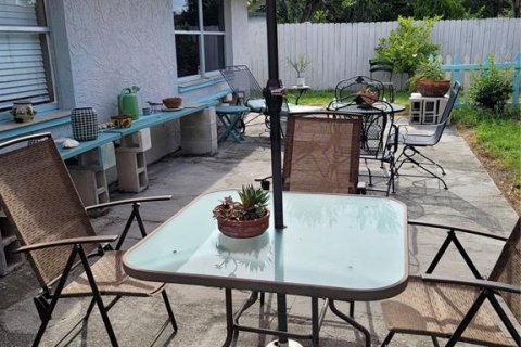 Casa en venta en Port Richey, Florida, 3 dormitorios, 145.11 m2 № 1917071 - foto 29