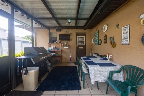 Villa ou maison à vendre à Spring Hill, Floride: 2 chambres, 106.19 m2 № 1847436 - photo 22