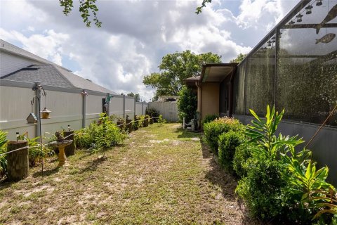 Villa ou maison à vendre à Spring Hill, Floride: 2 chambres, 106.19 m2 № 1847436 - photo 28