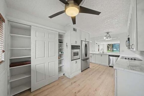 Condominio en venta en Delray Beach, Florida, 2 dormitorios, 126.53 m2 № 2086544 - foto 11