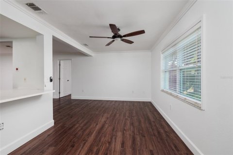 Casa en venta en Palm Harbor, Florida, 3 dormitorios, 125.6 m2 № 1853754 - foto 9