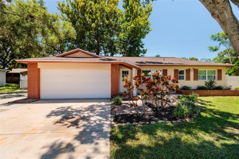 Casa en venta en Palm Harbor, Florida, 3 dormitorios, 125.6 m2 № 1853754 - foto 1