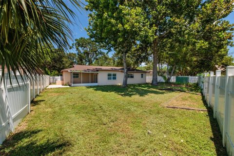 Casa en venta en Palm Harbor, Florida, 3 dormitorios, 125.6 m2 № 1853754 - foto 22